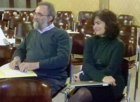GIOVANI AL CENTRO: dentro e fuori la scuola GIOVANI AL CENTRO: dentro e fuori la scuola